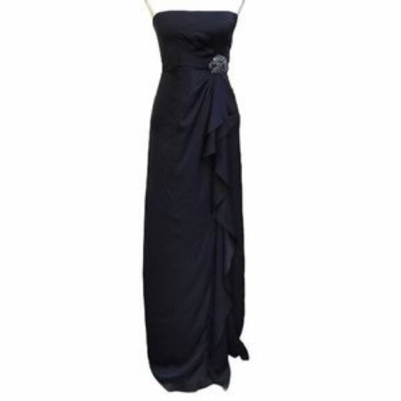 BCBGMaxAzria Navy lla Dress,
Size 6 - Picture 2 of 6